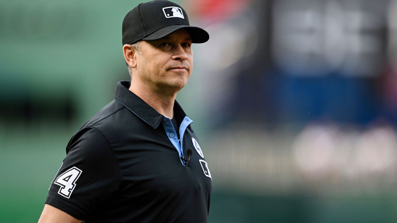 Umpire Mark Wegner acknowledges mistake in Red Sox-Astros