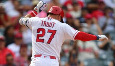 Mike Trout day-to-day after CF hit by pitch in Angels' win