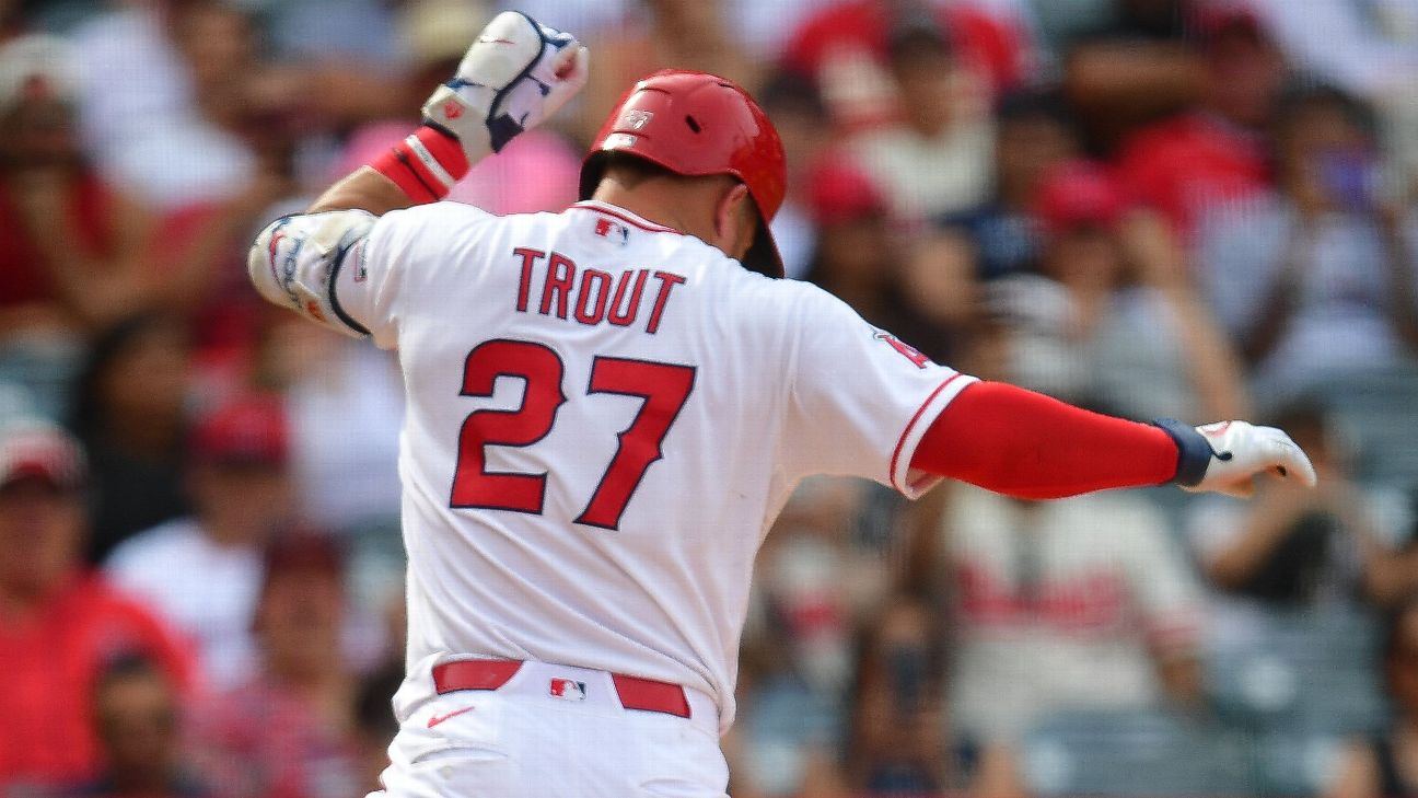 Mike Trout day-to-day after CF hit by pitch in Angels' win