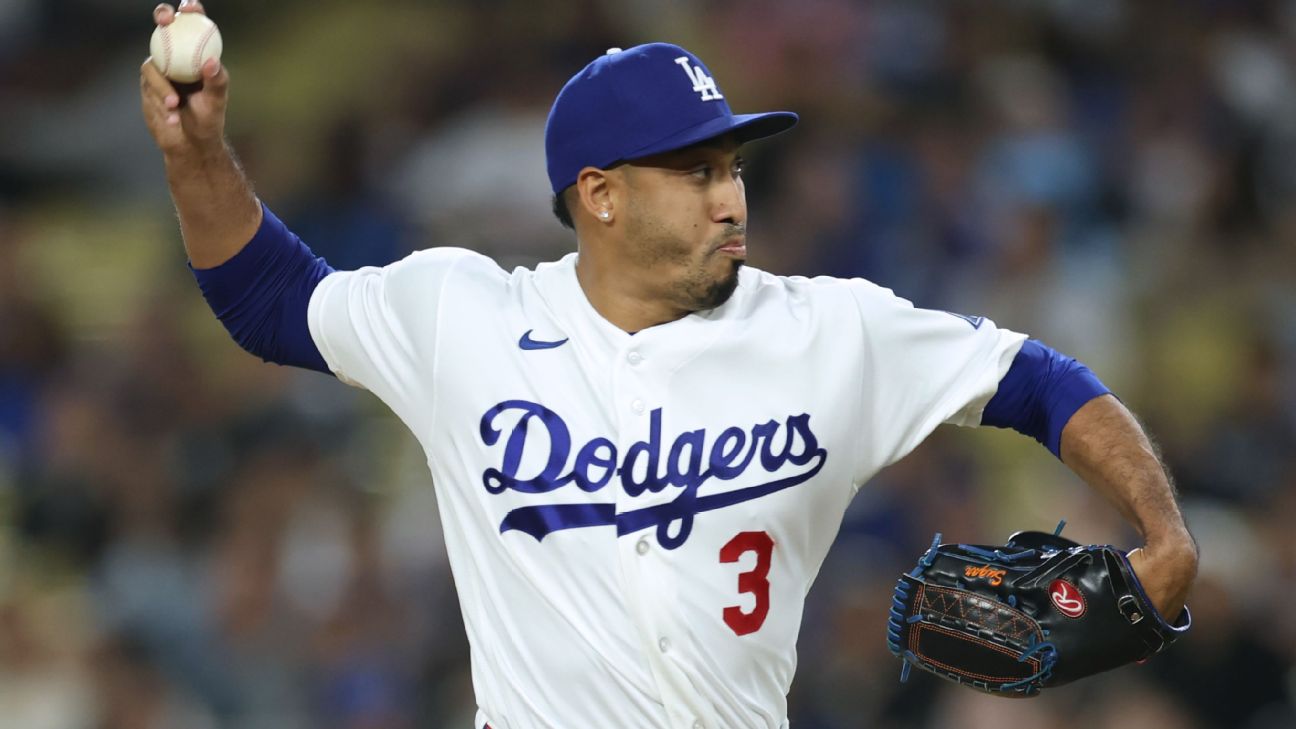 Los Angeles Dodgers put closer Edwin Diaz on injured list