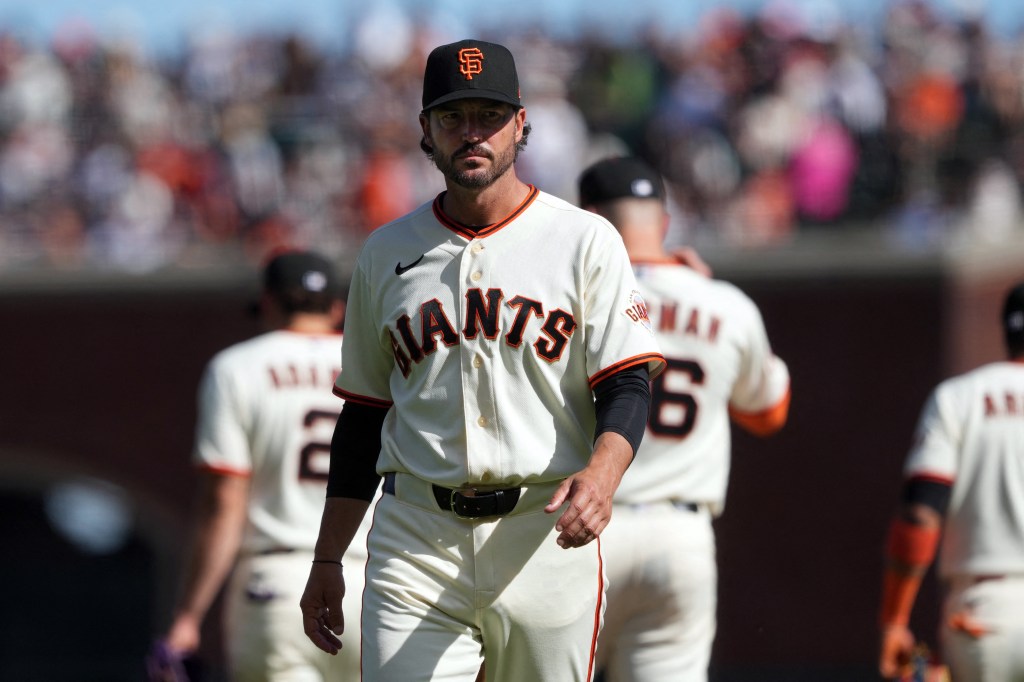 San Francisco Giants manager Tony Vitello walking to the dugout.