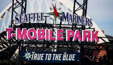 Seattle Mariners sign top prospect Colt Emerson to historic eight-year, $95 million contract