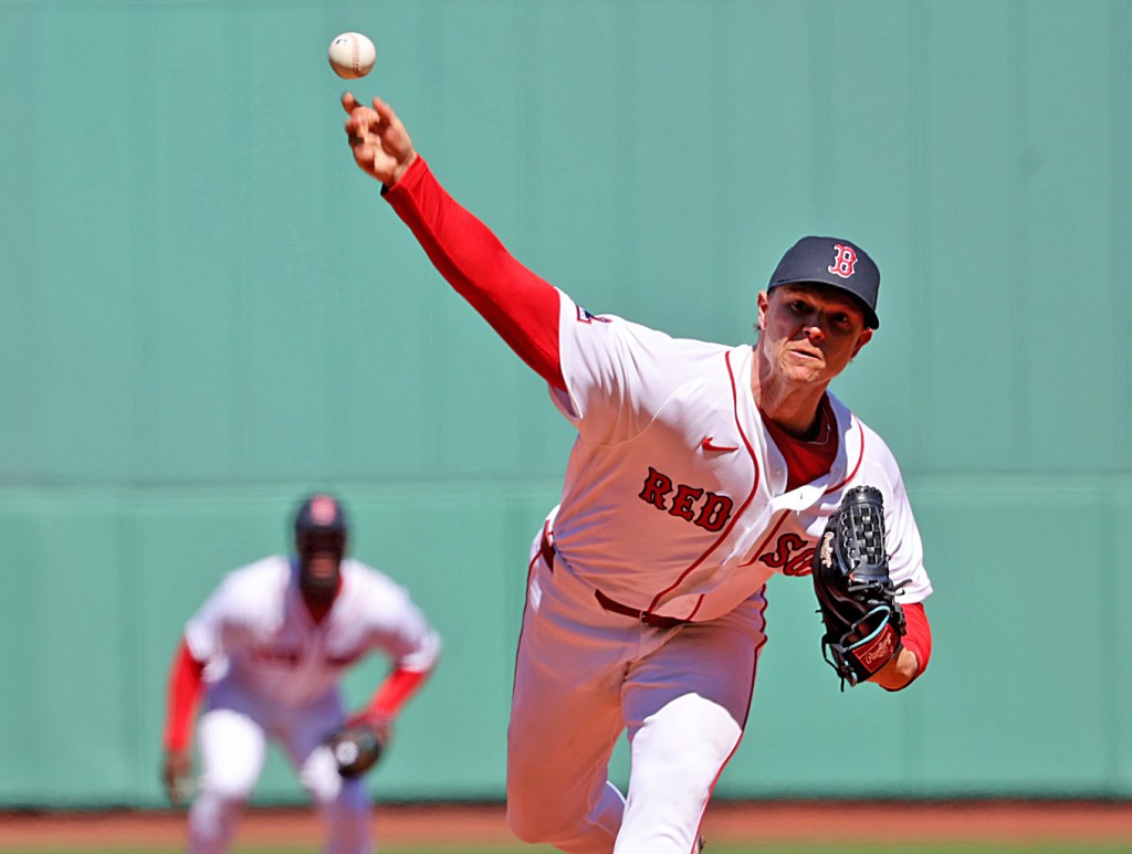Sonny Gray spins gem as Red Sox beat Brewers, win series