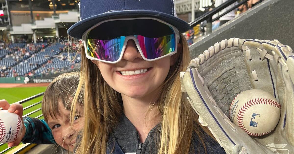 Man from viral video gives home run ball back to young Guardians fan