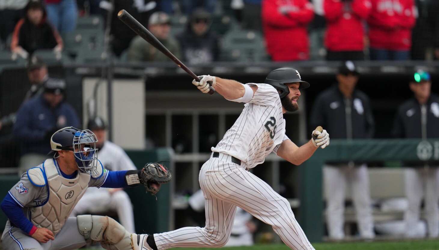 White Sox win in 10 innings, provide a happy day for Jerry Reinsdorf in home opener