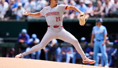 De La Cruz leads Reds to 2-1 win over Rangers and series sweep