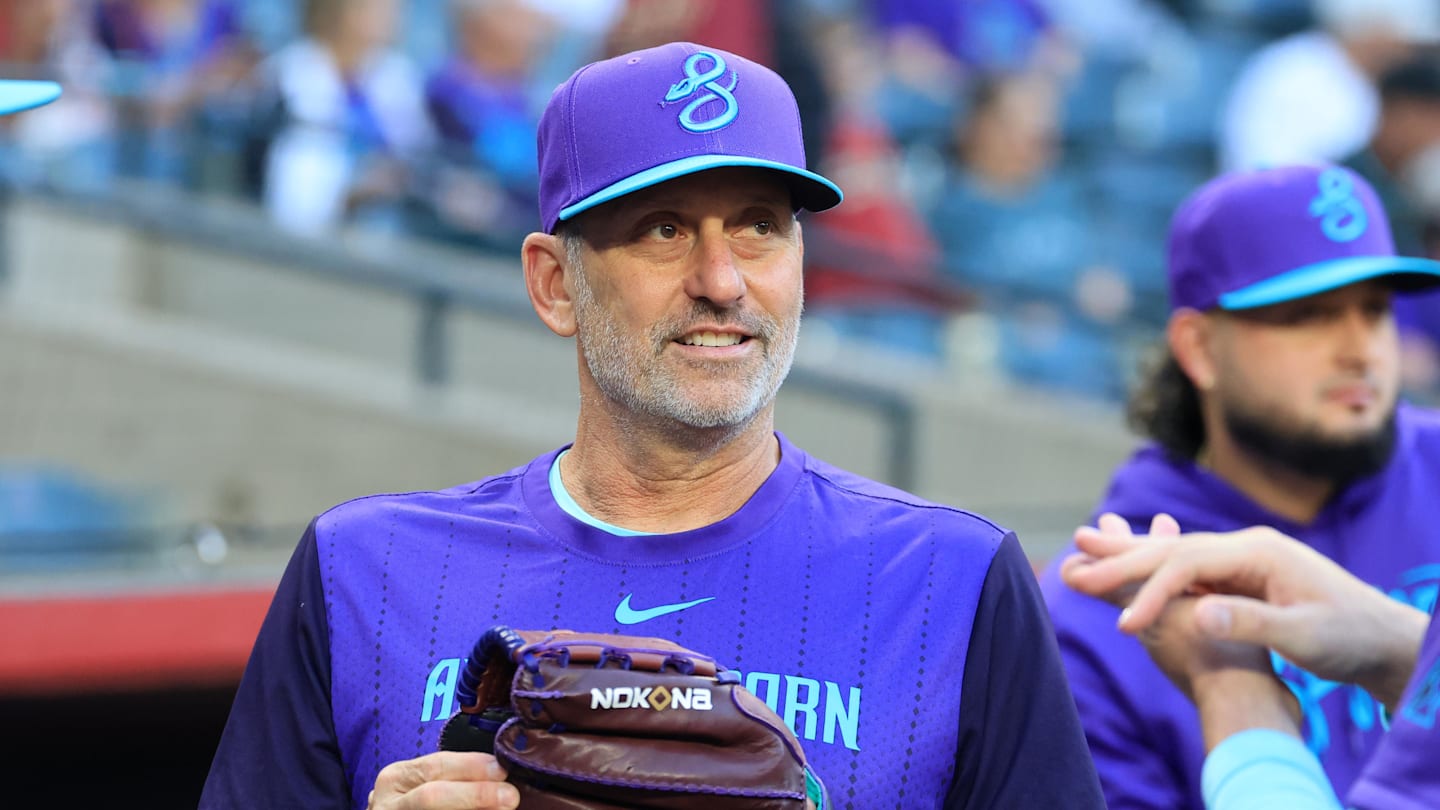 Torey Lovullo Held Another Meeting With a Struggling D-backs Group