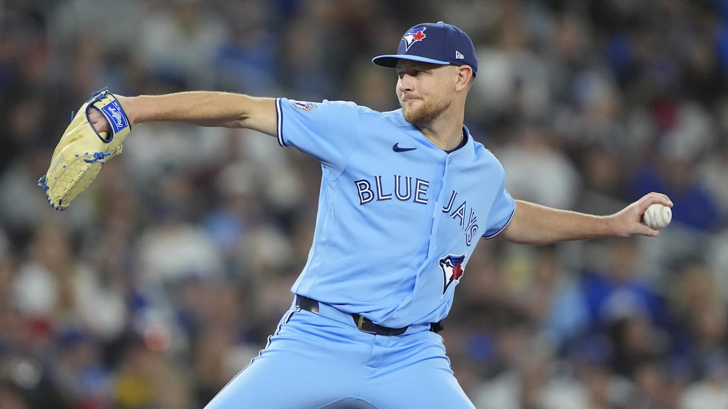 Yankees, Dodgers, 2 More Fits for Former Blue Jays Lefty Eric Lauer