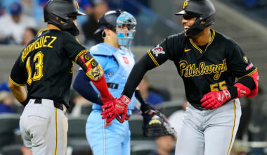 Pirates bullpen makes deal, hands over signed bat in swap for rookie outfielder's first HR ball