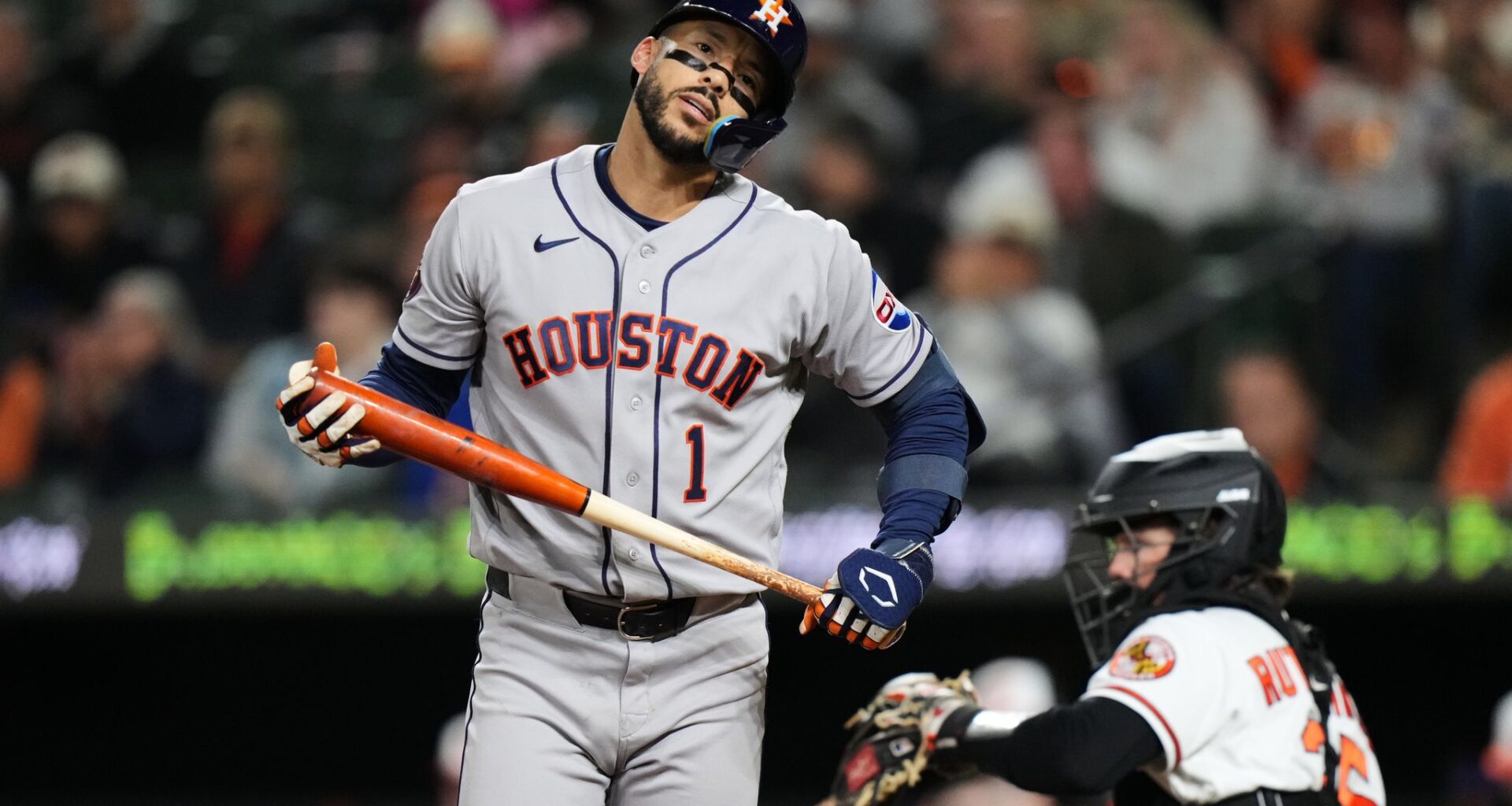 Astros dealt another late scratch as Carlos Correa sits with a left ankle injury