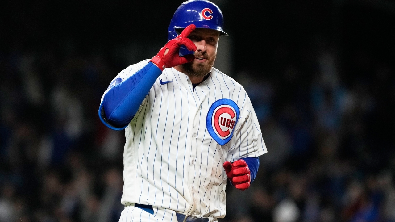 Busch hits RBI single in 10th as Cubs beat Reds 3-2 for seventh straight win