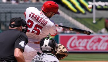 Travis d'Arnaud's 3-run homer, Walbert Ureña's strong outing help Angels beat White Sox 8-2
