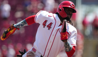 De La Cruz and Steer help the Reds back Abbott in a 5-0 win over the Astros