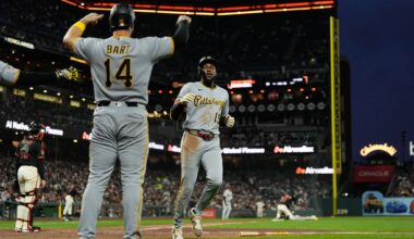 Pirates get a season-high 20 hits and beat the Giants 13-3