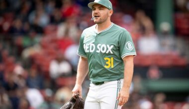 Liam Hendriks joins Cubs on minor league deal
