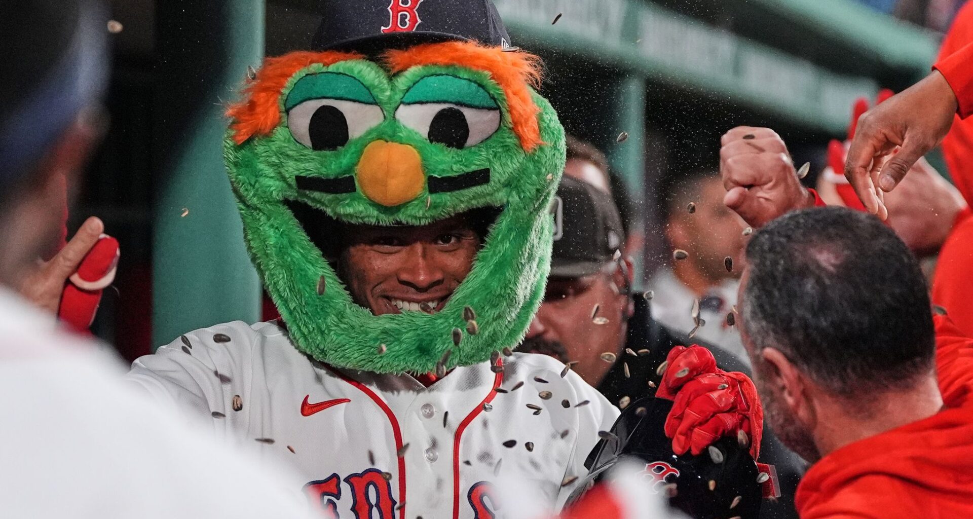 Rafaela's pinch 2-run homer leads Red Sox over Phillies 3-1 as Schwarber streak stopped