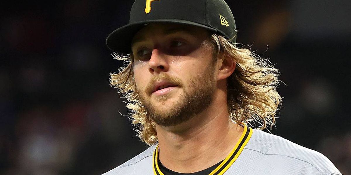 Pirates Mlodzinski put on restricted list, upset at pen move