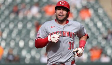 Angels sign veteran catcher who was recently DFA'd by Athletics