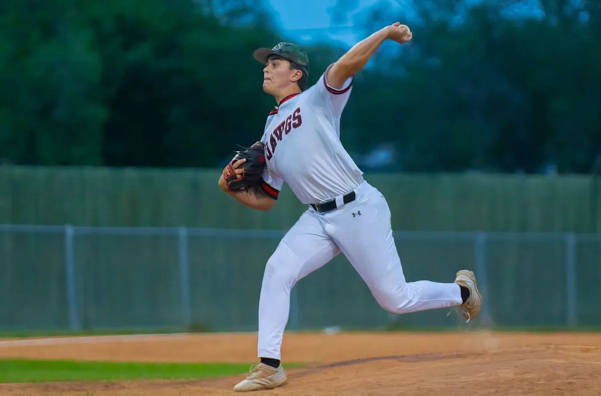 UIL baseball playoffs: Central Texas teams claim wins in Game 1 of bi-district series
