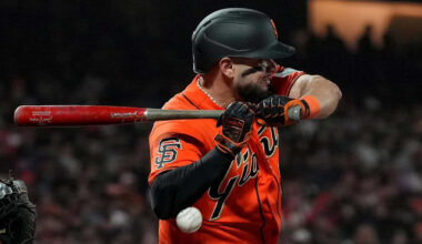 Giants walk off Pirates in stunning fashion to win series