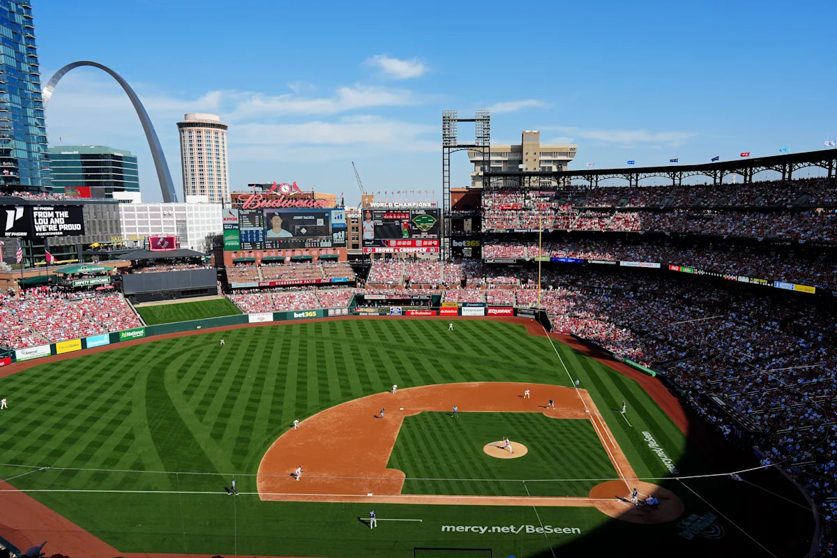 Man stabbed to death at Busch Stadium hours after Cardinals' loss to Dodgers
