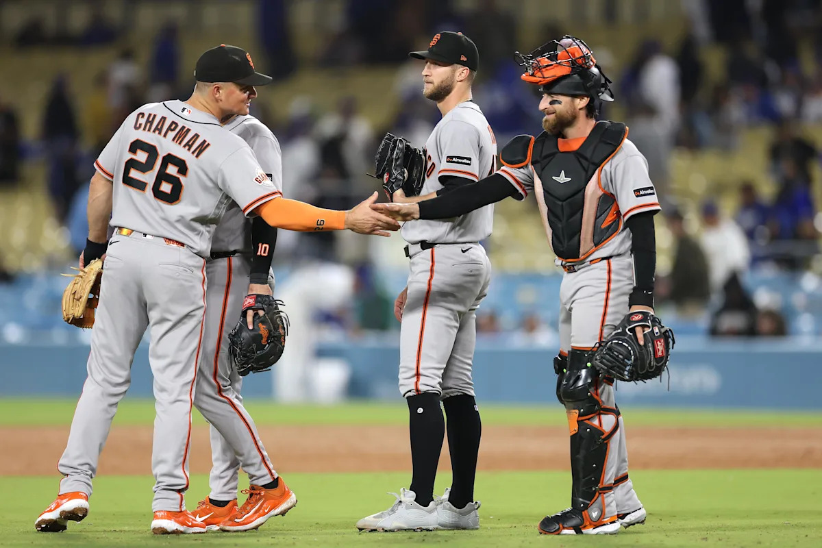 Eric Haase ruins Ice Cube Night in Giants’ 6-2 win over Dodgers