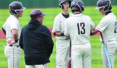 Panthers win close game on senior night | Sports
