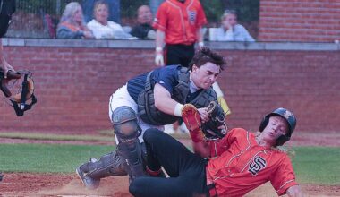 Pioneers soldier on: Watauga claws past Falcons in extra-inning classic | Sports