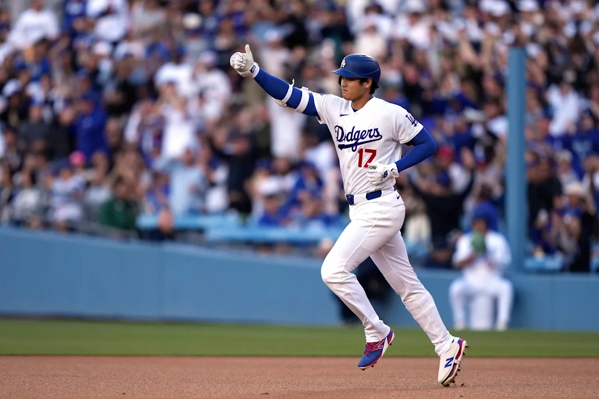 Shohei Ohtani throws 6 hitless innings, hits leadoff home run to push Dodgers past Rockies