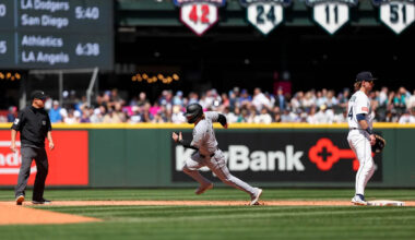 Missed chances haunt White Sox in 5-4 loss to Mariners