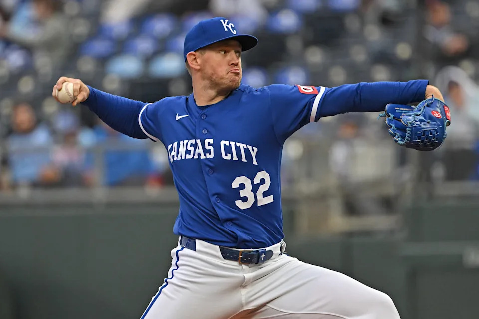 May 5, 2026; Kansas City, Missouri, USA; Kansas City Royals starting pitcher Stephen Kolek (32) throws a pitch against the Cleveland Guardians in the first inning at Kauffman Stadium. Mandatory Credit: Peter Aiken-Imagn Images