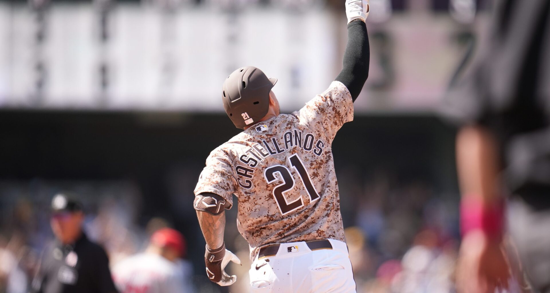 Nick Castellanos, after manager feud in Philly, settles in with Pads