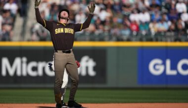 Padres' offense takes another wild swing in satisfying sweep of Mariners