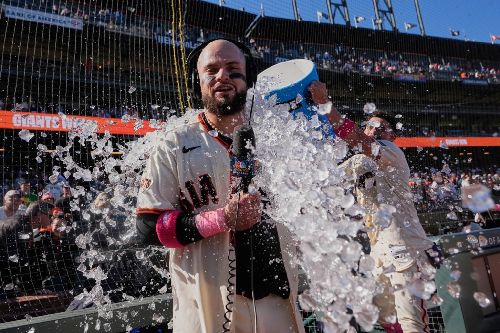 Jesús Rodríguez hits walk-off single in 12th inning for SF Giants over Pirates