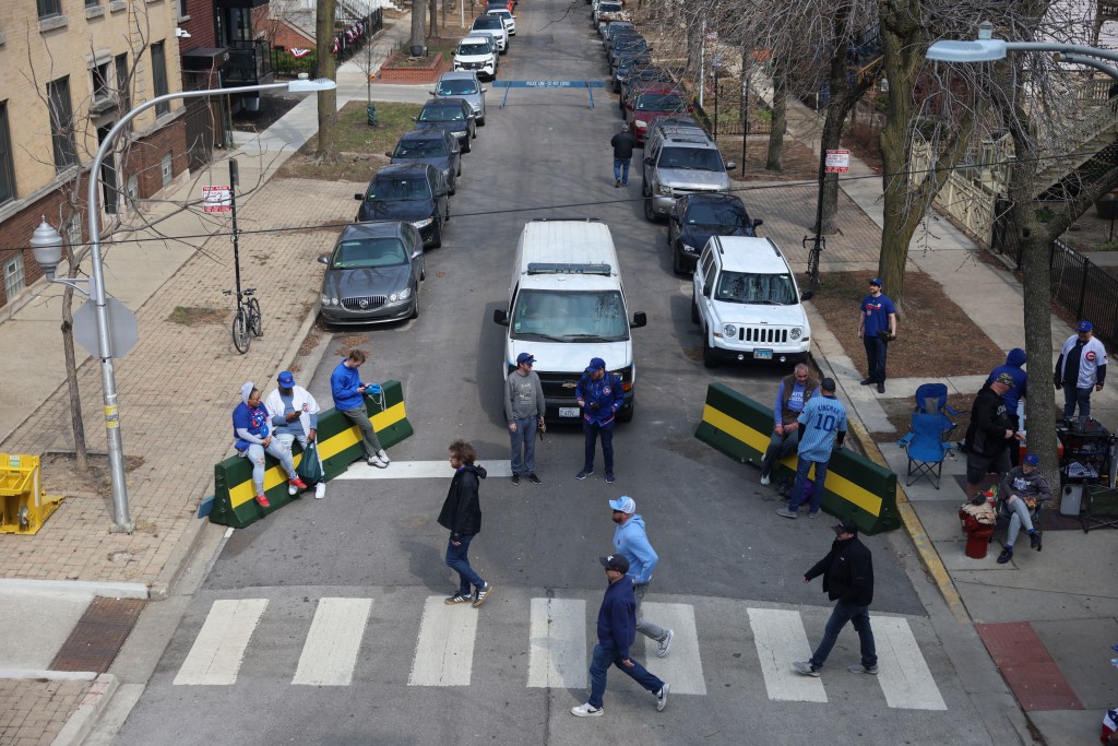 Letters: The Cubs' pitch for expanded parking is about money