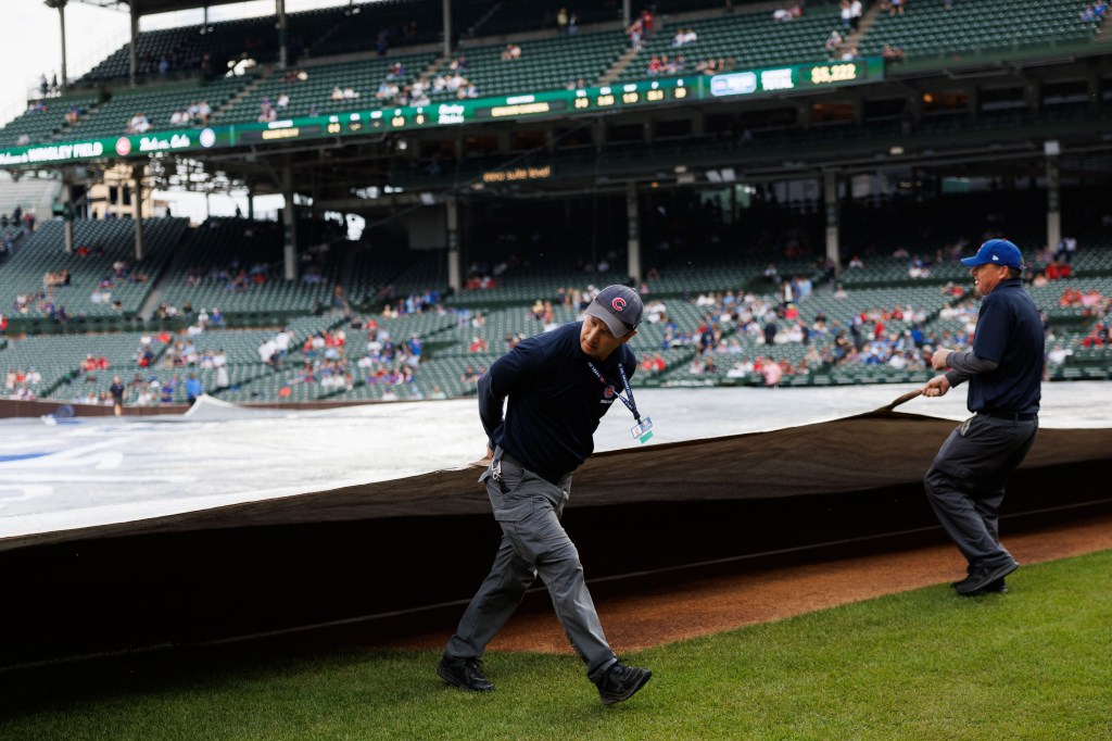 Chicago Cubs game at Wrigley Field delayed by thunderstorms