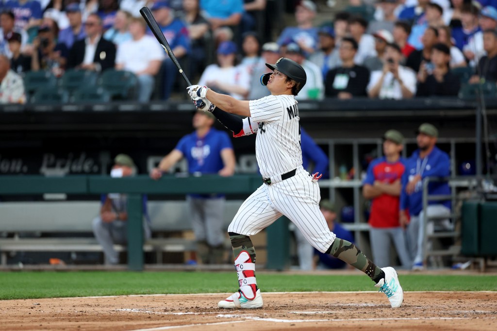 City Series: White Sox hit 5 home runs in 8-3 win against Cubs
