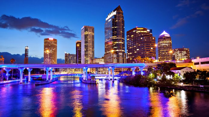 Downtown-Tampa-by-Night-Florida-USA