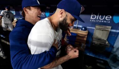 Los Angeles Dodgers Tanner Scott Yoshinobu Yamamoto