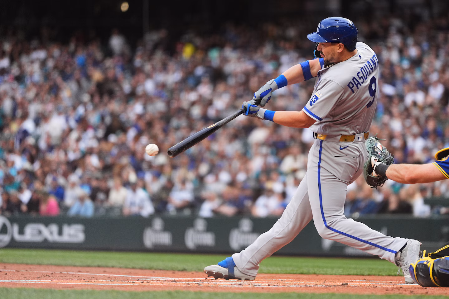 Vinnie Pasquantino returns to lineup and homers for Royals