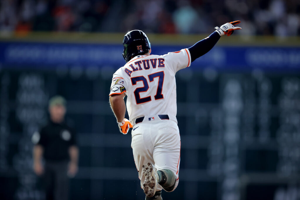 Jose Altuve Placed On IL With Oblique Strain