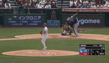 Dodgers broadcast forced to address extremely loud young fan