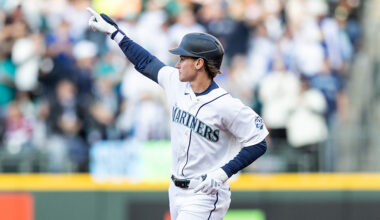 Seattle Mariners slug 4 early homers against D-backs