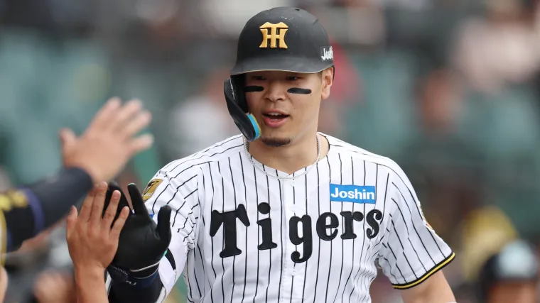 Yankees pursuing 40-HR Japanese superstar image