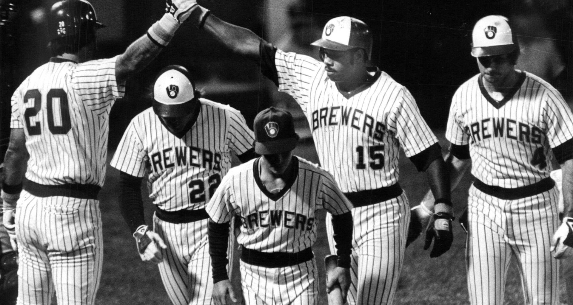 Former Brewers MLB playoff hero has passed away