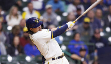 KBO's Kiwoom Heroes Sign Keston Hiura