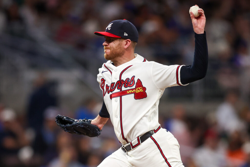 Cubs, Aaron Bummer Agree To Minor League Deal