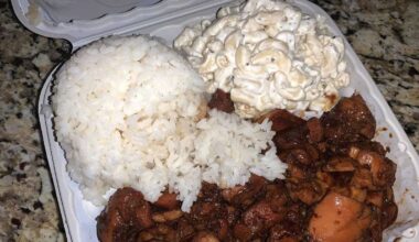 Hawaiian Bros changes Royals free plate deal after massive fan response