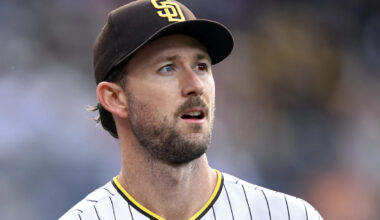 San Diego somehow finds way to lose, 0-for-10 with RISP