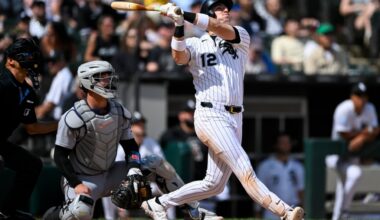 Chicago White Sox hit 3 home runs, extending win streak to 4